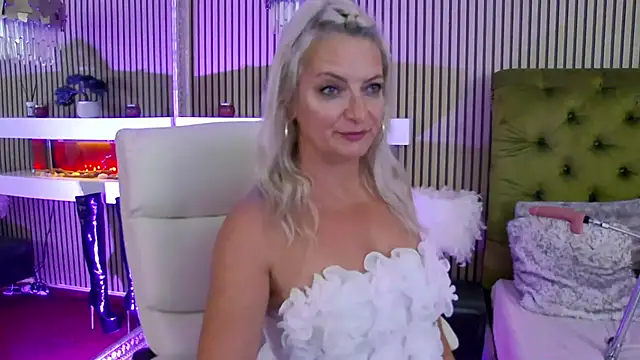 LadyTouch webcam