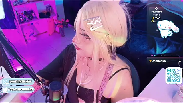 toky_doll