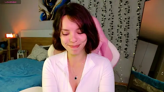 Maya_Campbell webcam