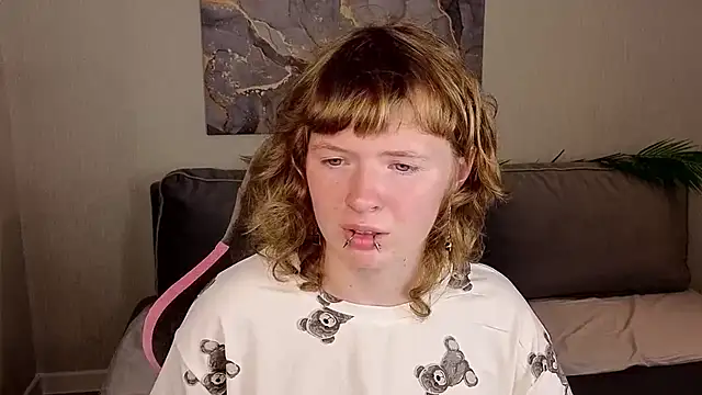 VioletDesiree webcam
