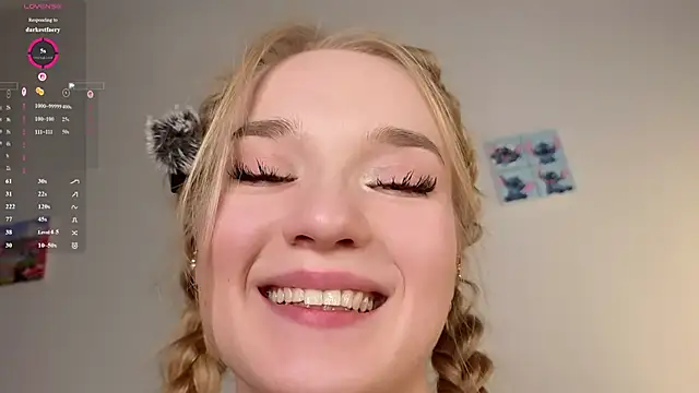 Emma_Frosty webcam