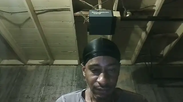 Leo99842 webcam