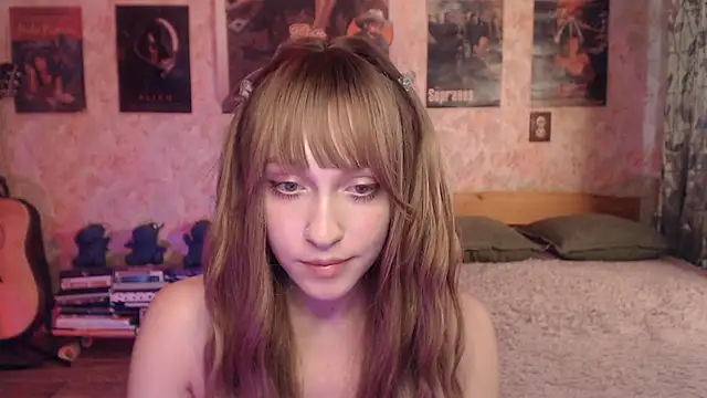 Friendly_Ellie webcam