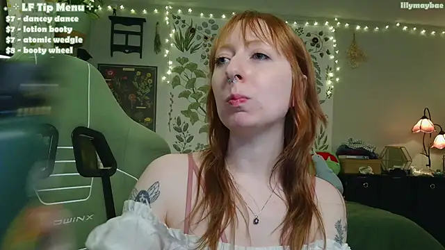 lilymaybae - LilyMayBae's free webcam - UK Sex Cams