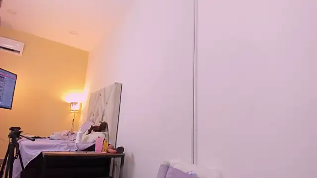 aniemorningstar webcam
