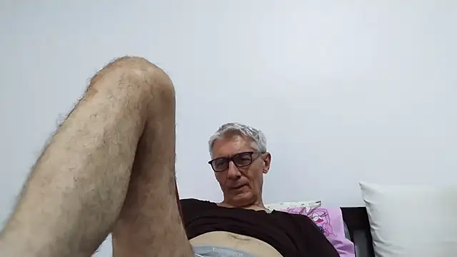 BIGUNCUTHARDCOCK webcam