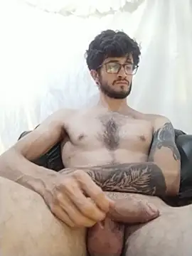 Loggan_donnelly webcam