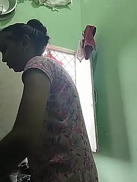 Sexy-Kajal2 webcam