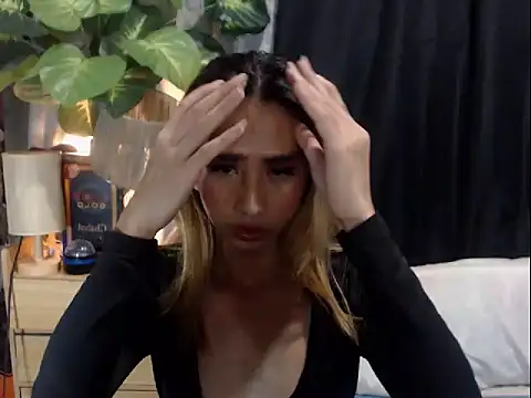 SanyaCumSlot webcam