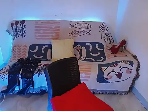 KhiannaReeves webcam