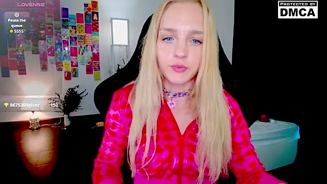 Aliceglass__ webcam