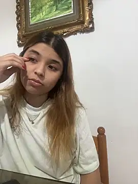 baddieasiantv webcam