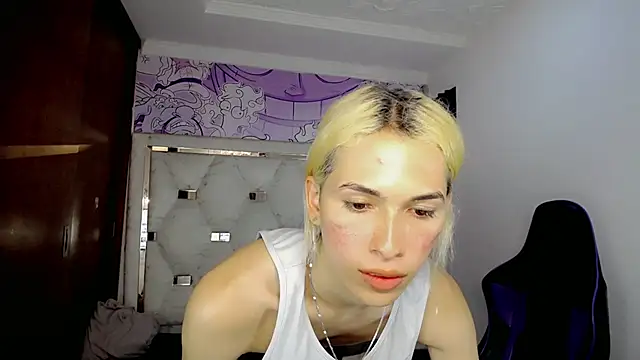 Larry_craft webcam