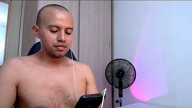 Damian_Wish webcam