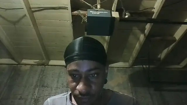 Leo99842 webcam