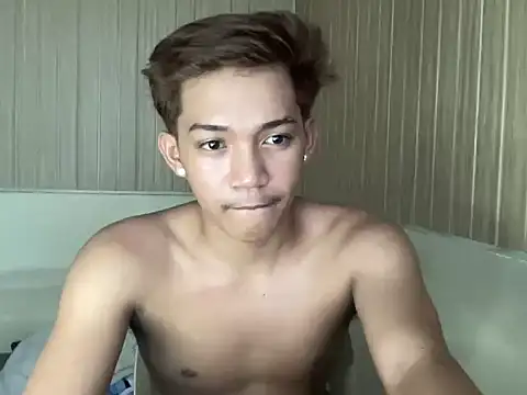 YourcumBoy77 webcam