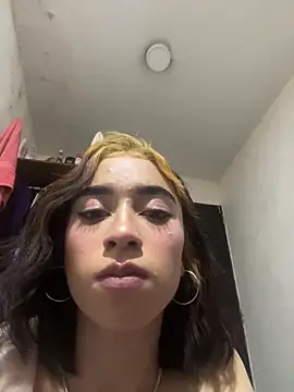 im_alahia webcam