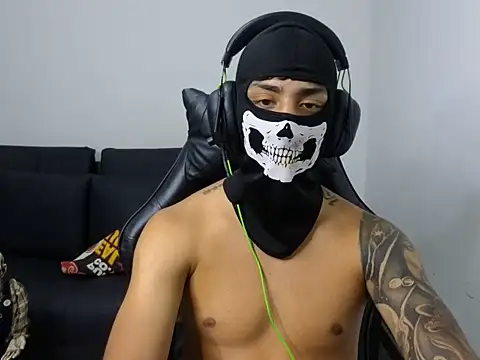 He_andshe webcam