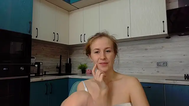 LeonaFoxx webcam