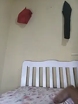 Sweetheat4u webcam