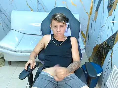 tommymiller20 webcam