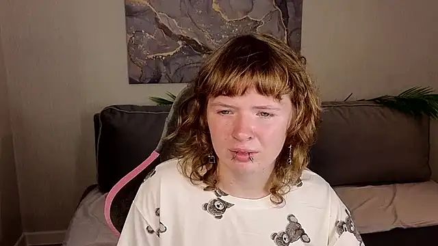 VioletDesiree webcam