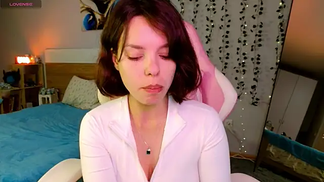 web cam chat Maya Campbell