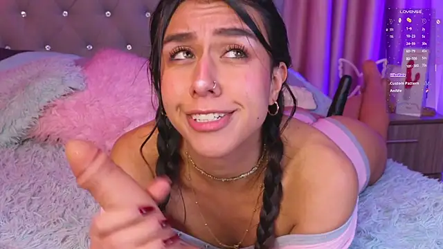 Emiily_Scott1 webcam