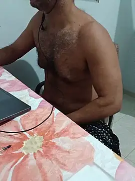 morenodiscret35 webcam