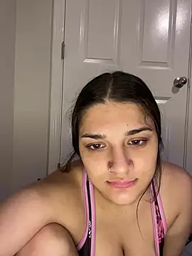 treasurebabii webcam