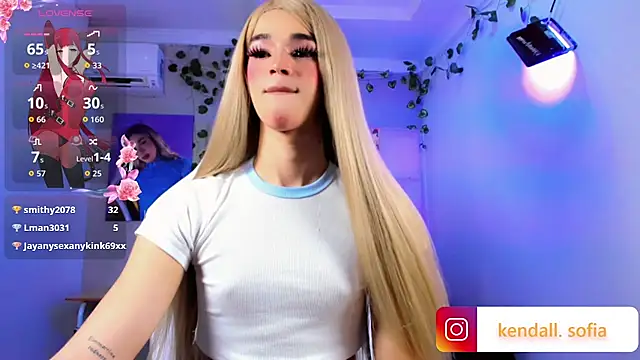 Sophiaa_doll_ webcam