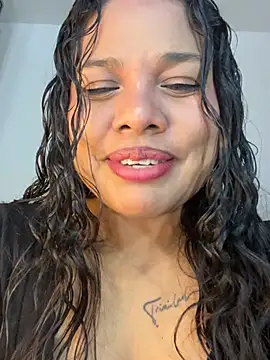 Rashell1_Queen webcam