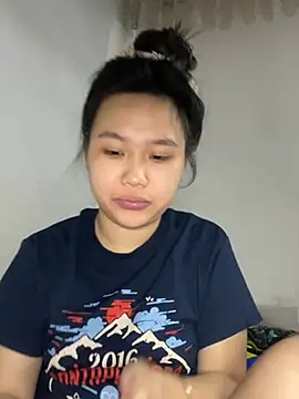 Almira6868 webcam