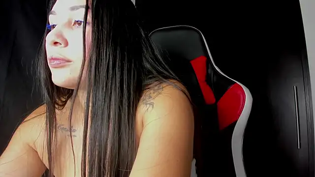 Sweet_milk2 live cam on StripChat