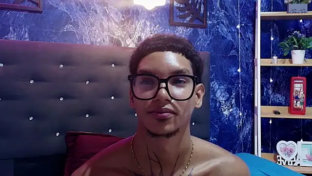 kai_storm77 live sex cam
