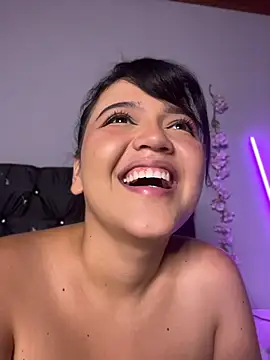 alisson_carolina73 webcam