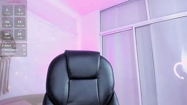 Ginni_charlotte webcam