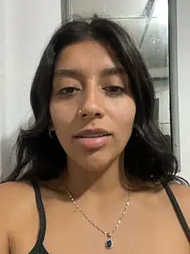 BrittanyDiaz live