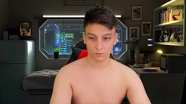 Justin_time111's room