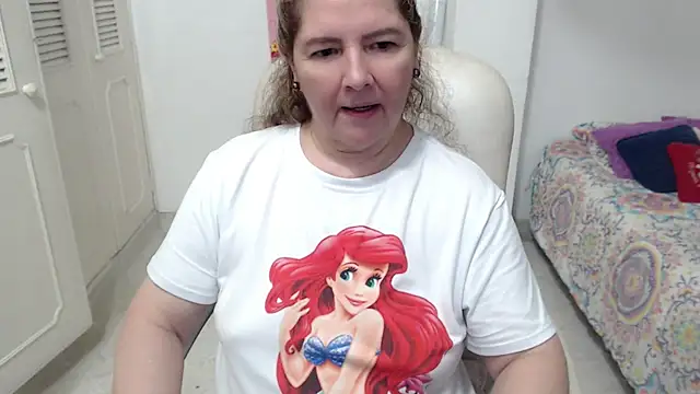 leonela_69 webcam