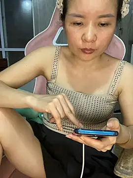 Ivy_Trix2 webcam