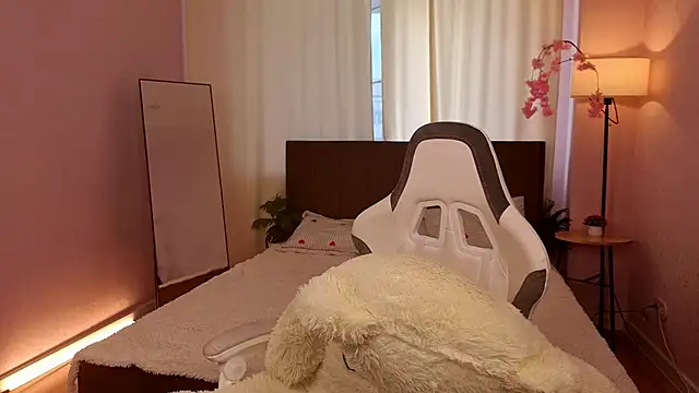 EvaHamilton webcam