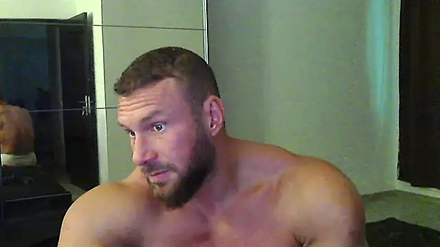 muscularkevin webcam
