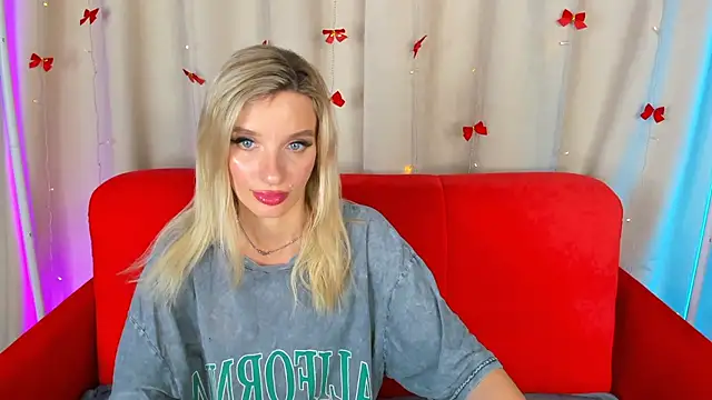 AlinaLovelyX webcam