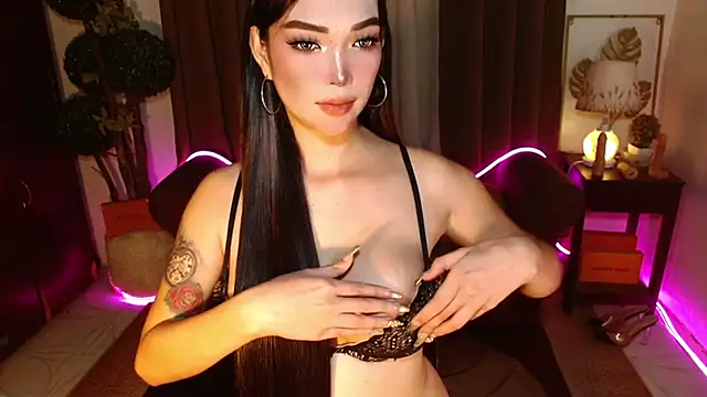 MouthWatering_Ayesha webcam