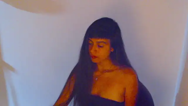 meganmiauu webcam