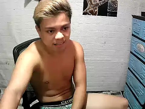 Theboy_cummerx69 webcam