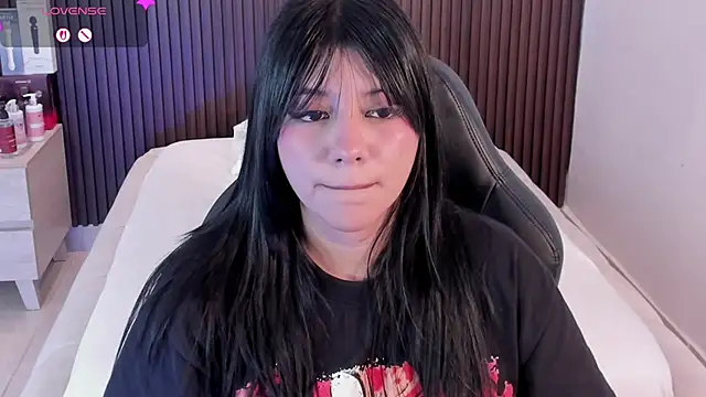 MILLYEVANS1 webcam