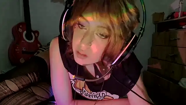 kittenpasive30 webcam