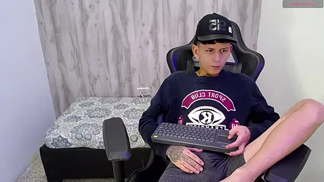 Hot_athletes_ webcam